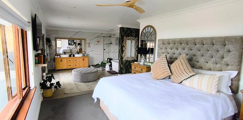 7 Bedroom Property for Sale in Wilderness Western Cape